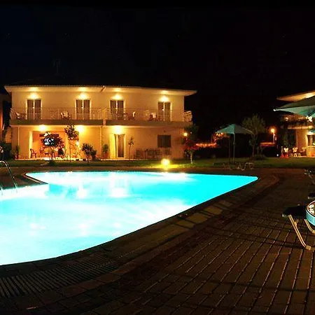 Πανσιόν Dafnes