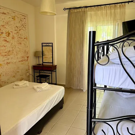 Πανσιόν Dafnes