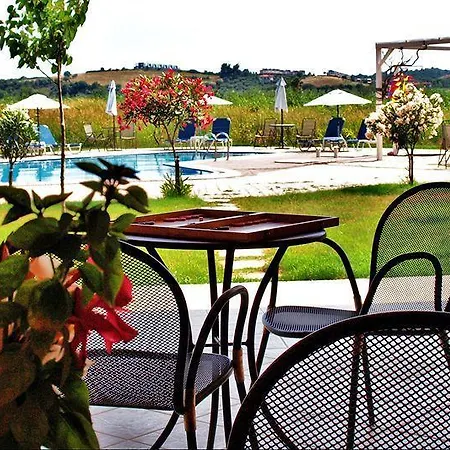 Dafnes Πανσιόν