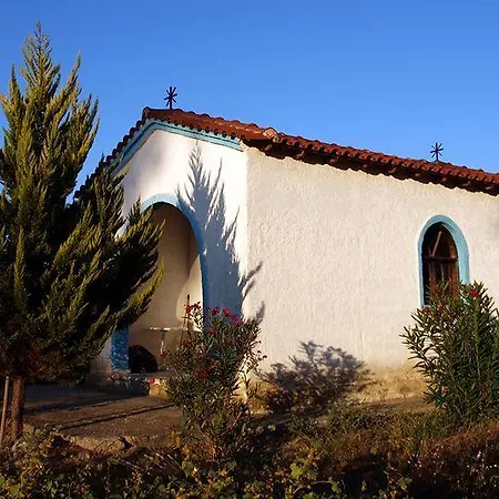 Dafnes בית הארחה 3*