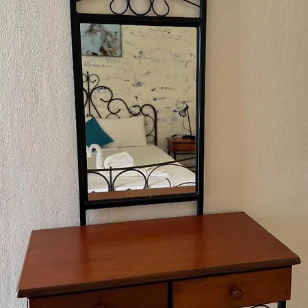 Dafnes בית הארחה 3*