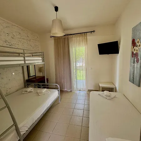 בית הארחה Dafnes פורקה