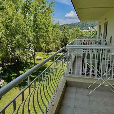 בית הארחה Dafnes 3*