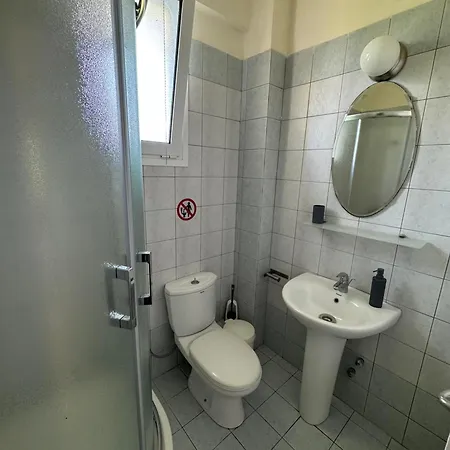 Dafnes בית הארחה